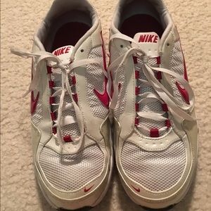 Nike Air tennis shoes