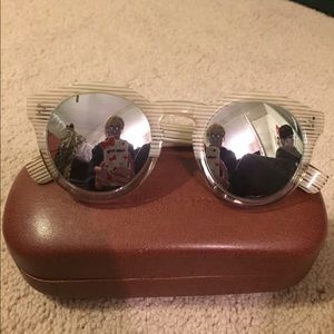 Illesteva Accessories - BNWT Illesteva Mirrored Sunglasses Illesteva Accessories - BNWT Illesteva Mirrored Sunglasses