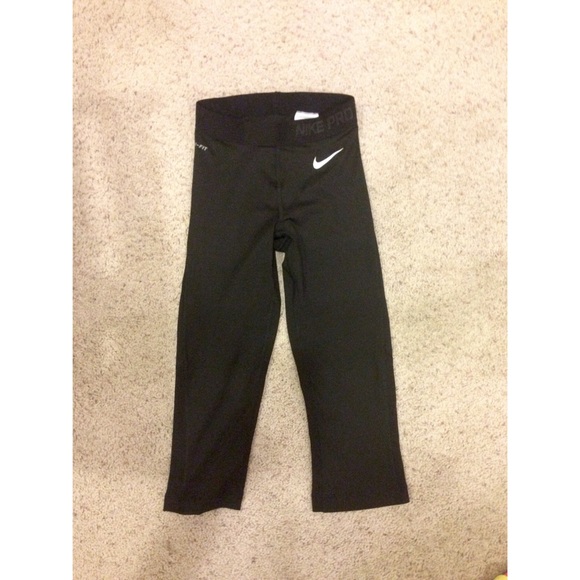 ▪️Nike Pro crop leggings▪️