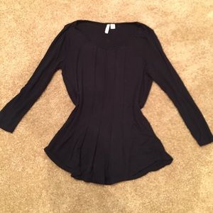 Black Elle shirt