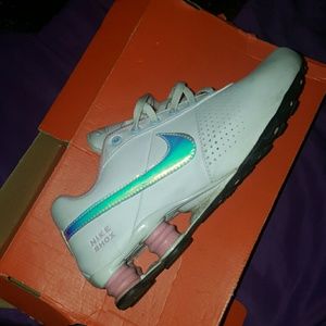 Nike air shox irodescent nike check and pink