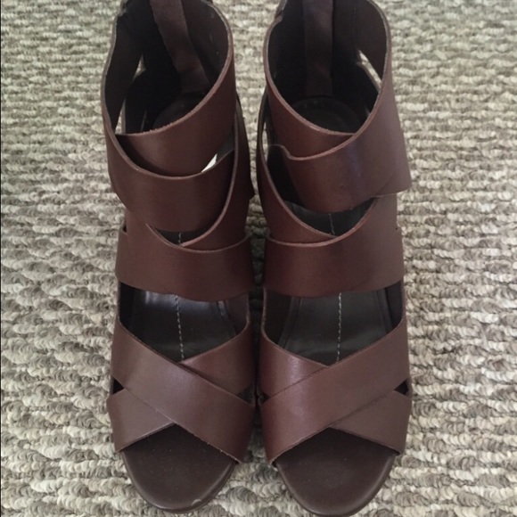 Size 7 1/2 Dark brown DV by Dolce Vita Jude Wedges