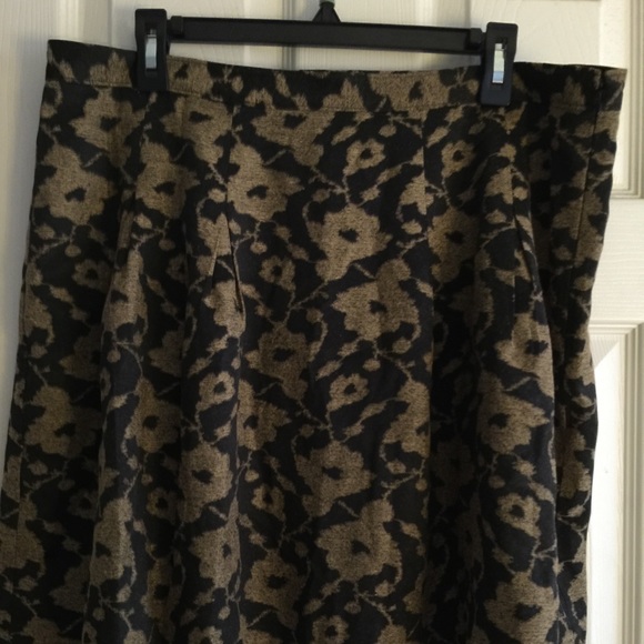 Ann Taylor Loft miniskirt.