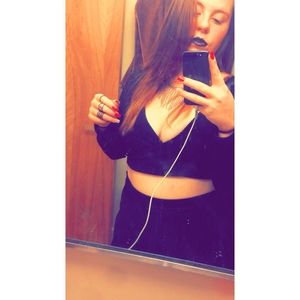 Meet your Posher, Nickie