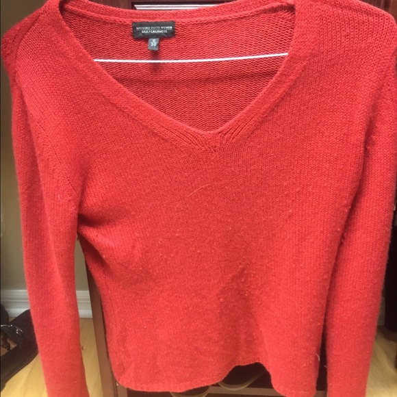 Massimo dutti red sweater
