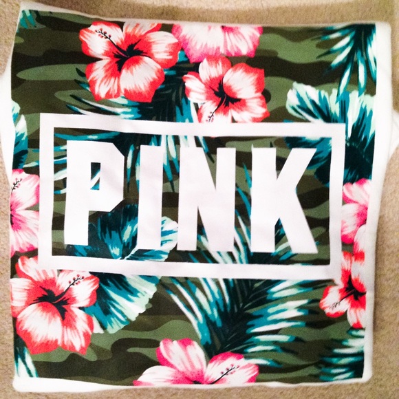 NWT VS PINK SWEATSHIRT - Picture 2 of 3