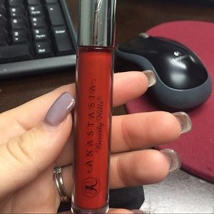 Liquid lipstick