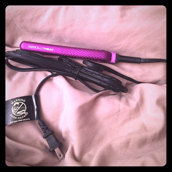 Mini straightener NWOT - Picture 1 of 1