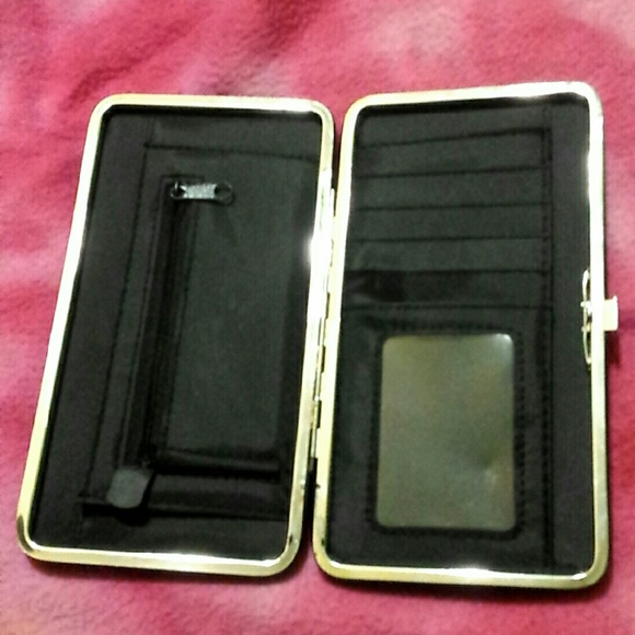 Wallet - Picture 3 of 3