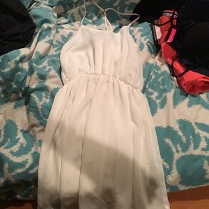 Super cute Tobi white dress