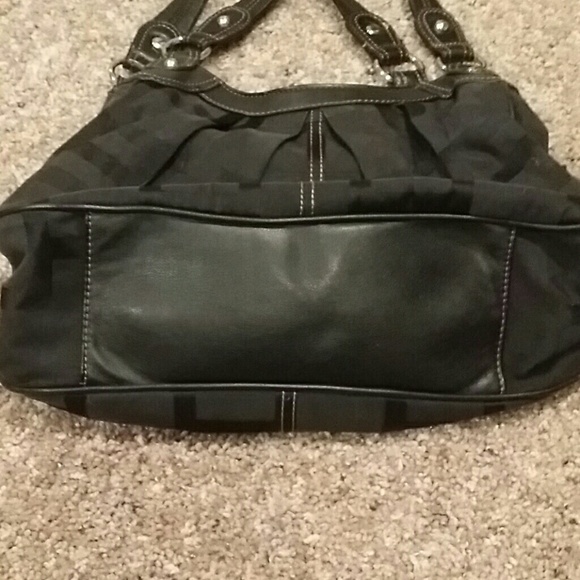 Nine west purse - Picture 3 of 4