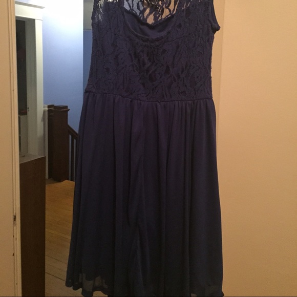 Casual dress - Picture 3 of 3