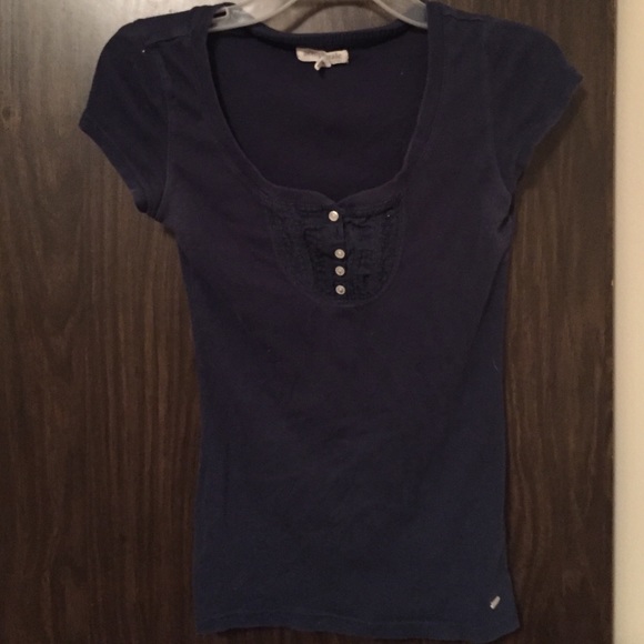 Cute navy blue T shirt