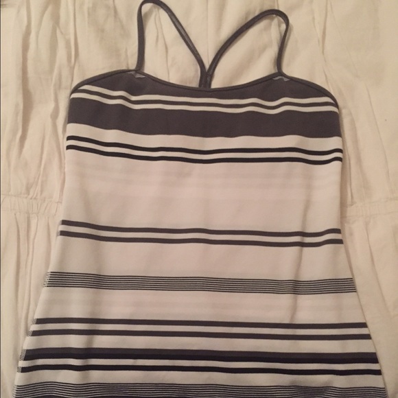 Workout shirt, lululemon, never worn