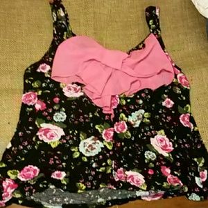 Super Cute Bow Tank!