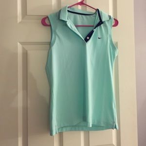 ** MAJOR MARKDOWN!!** Teal Vineyard Vines top!