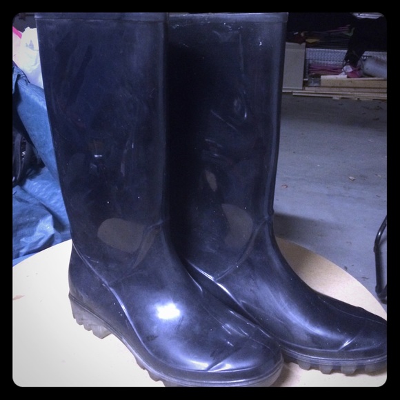 Coach rain boots size 8
