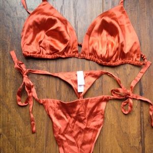 Victoria's Secret orange/rust silk bra & panty