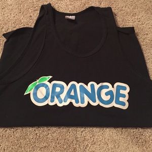 Orange black team tank