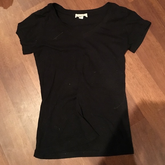 F. 21 v neck