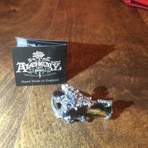 2 finger ring gothic emerald crystal winter garden