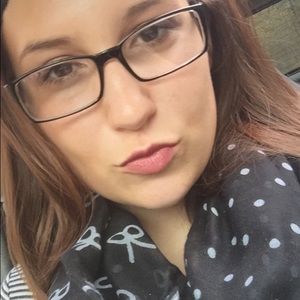 Meet your Posher, Amber