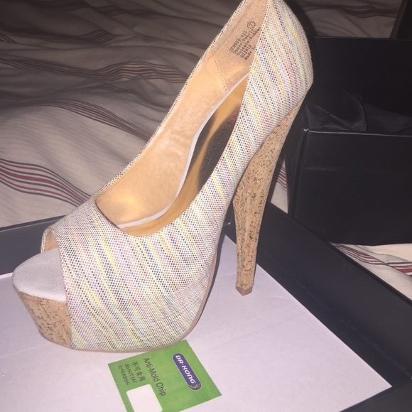 High heels - Picture 1 of 2