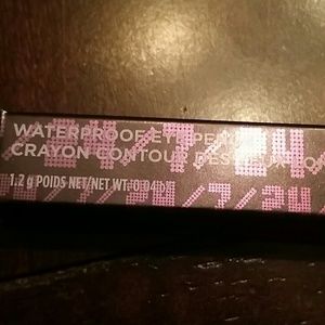 Urban decay waterproof eye pencil