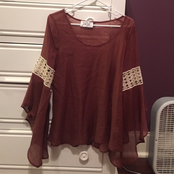 Super cute blouse!