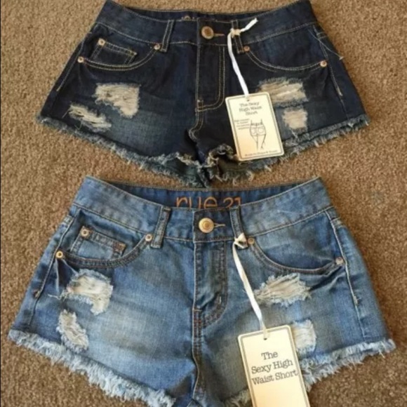 Brand new shorts size 1/2 in juniors