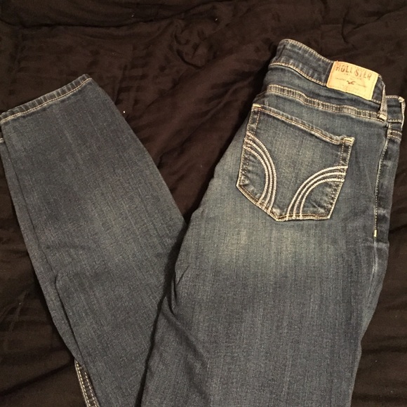 Hollister jeans - Picture 2 of 2