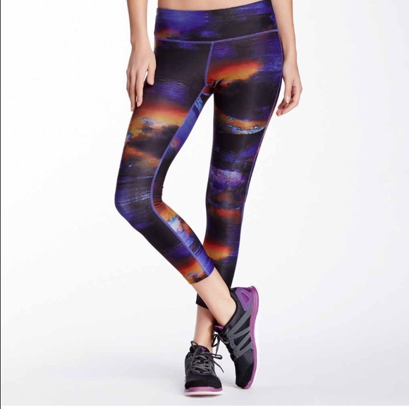 Perfect Condition MPG workout pants! Size M