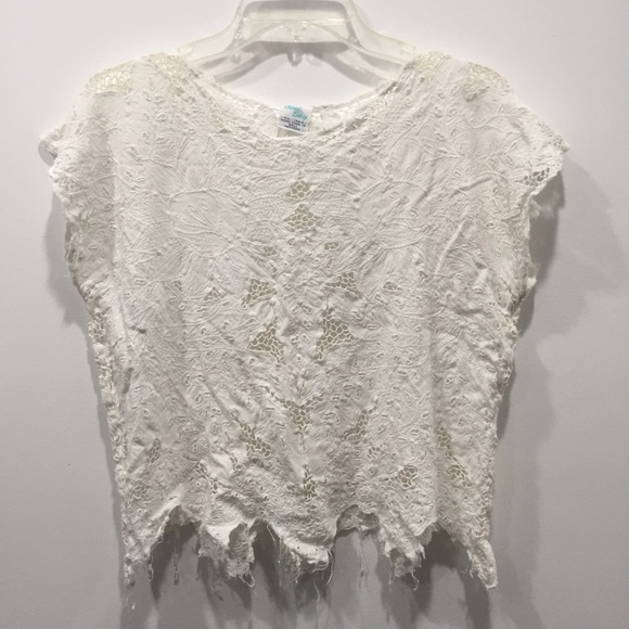 👗Vintage!!👗 Crop Top!!