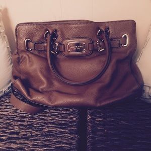 💥PRICE DROP💥Michael Kors south-west Hamilton
