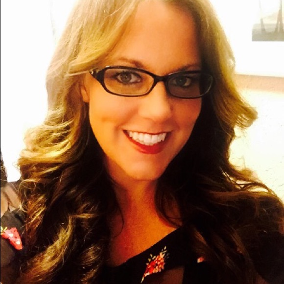 Meet your Posher, Shannon - Picture 3 of 4