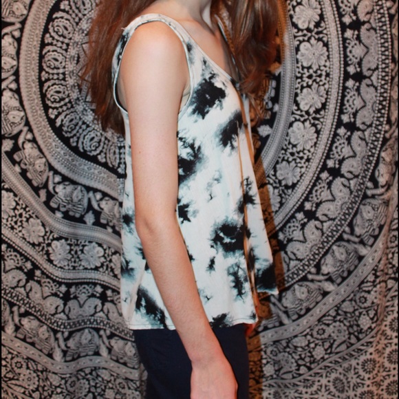 tie dye tank - Picture 1 of 3