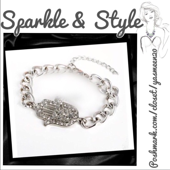 Jewelry - 🌟Silver tone hamsa bracelet