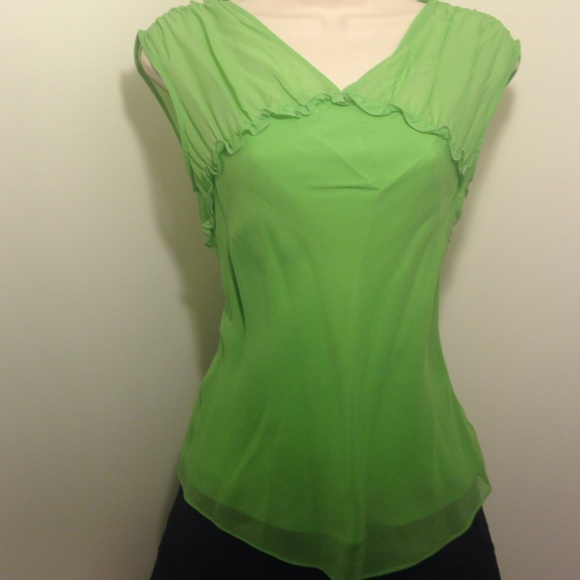 BRAND NEW!!! BCBG MAXAZRIA  💯% Silk BLOUSE