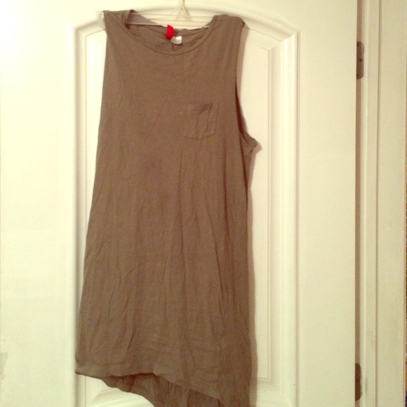 H&M muscle tee