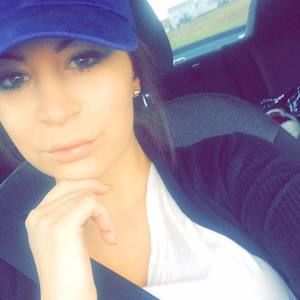 Meet your Posher, Loretta