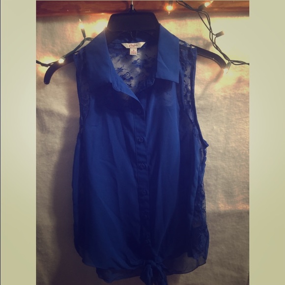 Sleeveless Sheer and Lace Blouse with Tie Bottom - Picture 1 of 3