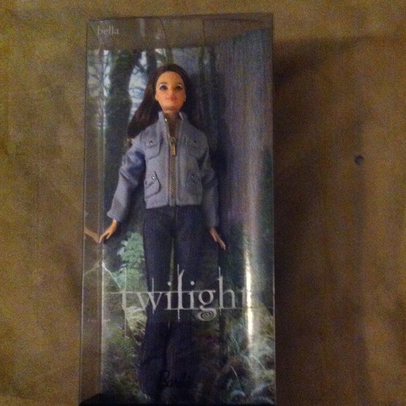 A collector Twilight Bella doll. Collectors item