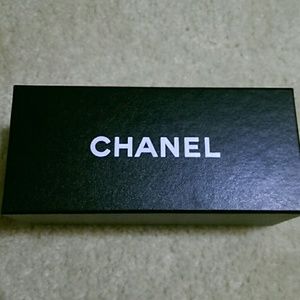 Channel sunglasses case