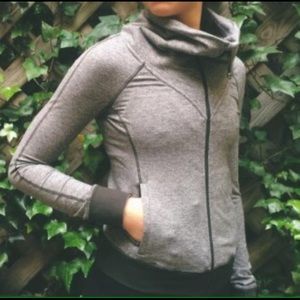 Lululemon Be Present jacket