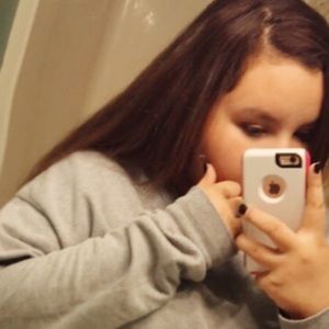 Meet your Posher, Gabriella