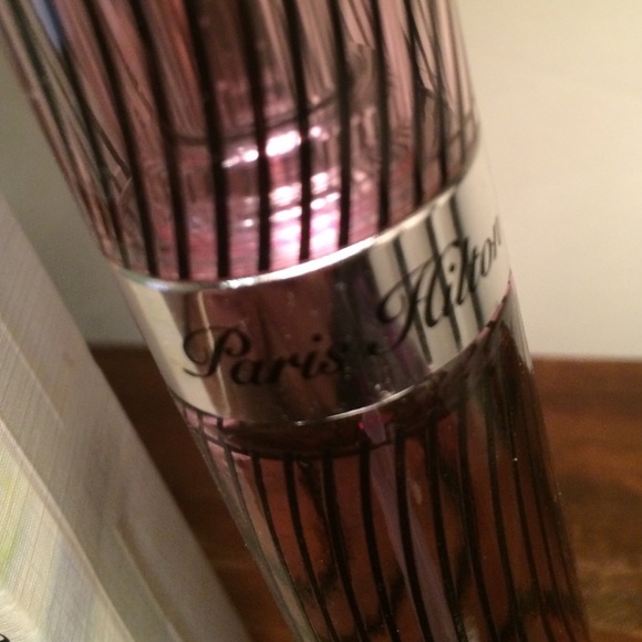 Paris Hilton Perfume - Picture 4 of 4
