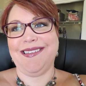 Meet your Posher, Lori