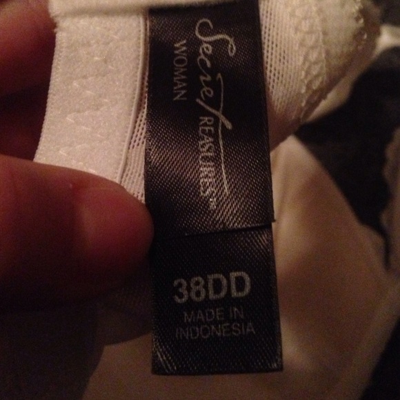 Never worn! - Picture 3 of 3