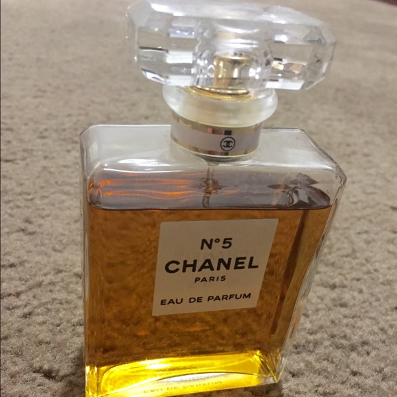 NEARLY FULL bottle of Chanel no.5 Perfume - Picture 2 of 2