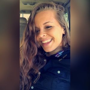 Meet your Posher, Adriana